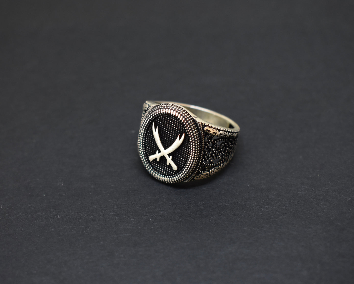 Ring
