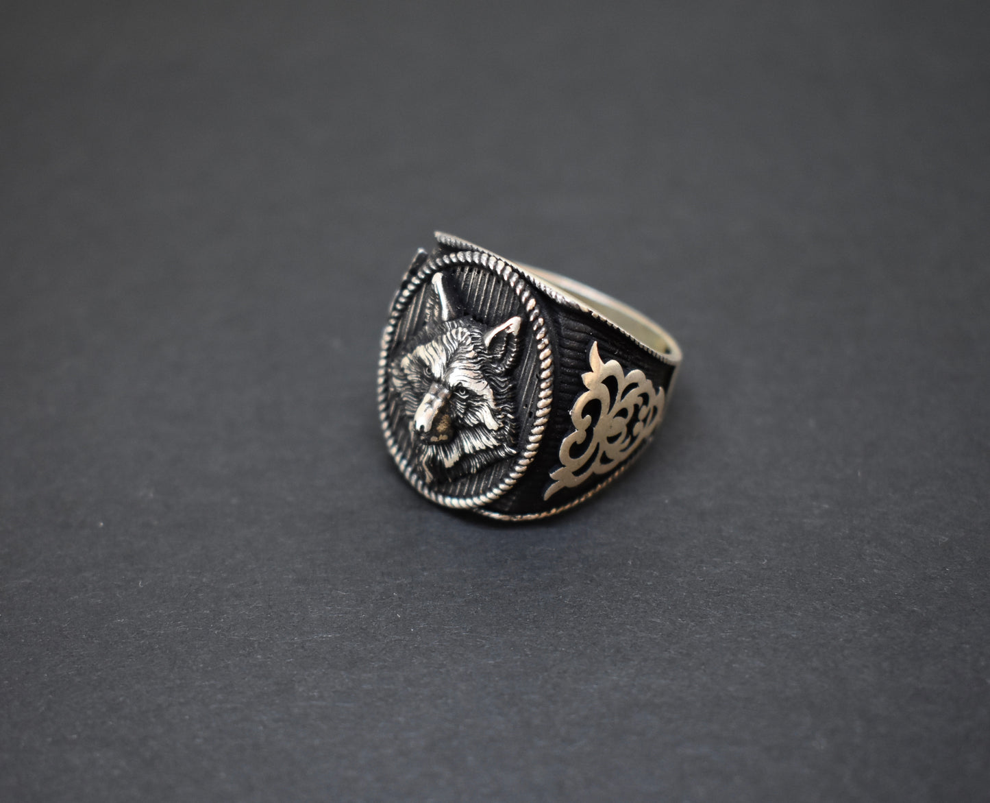 Ring