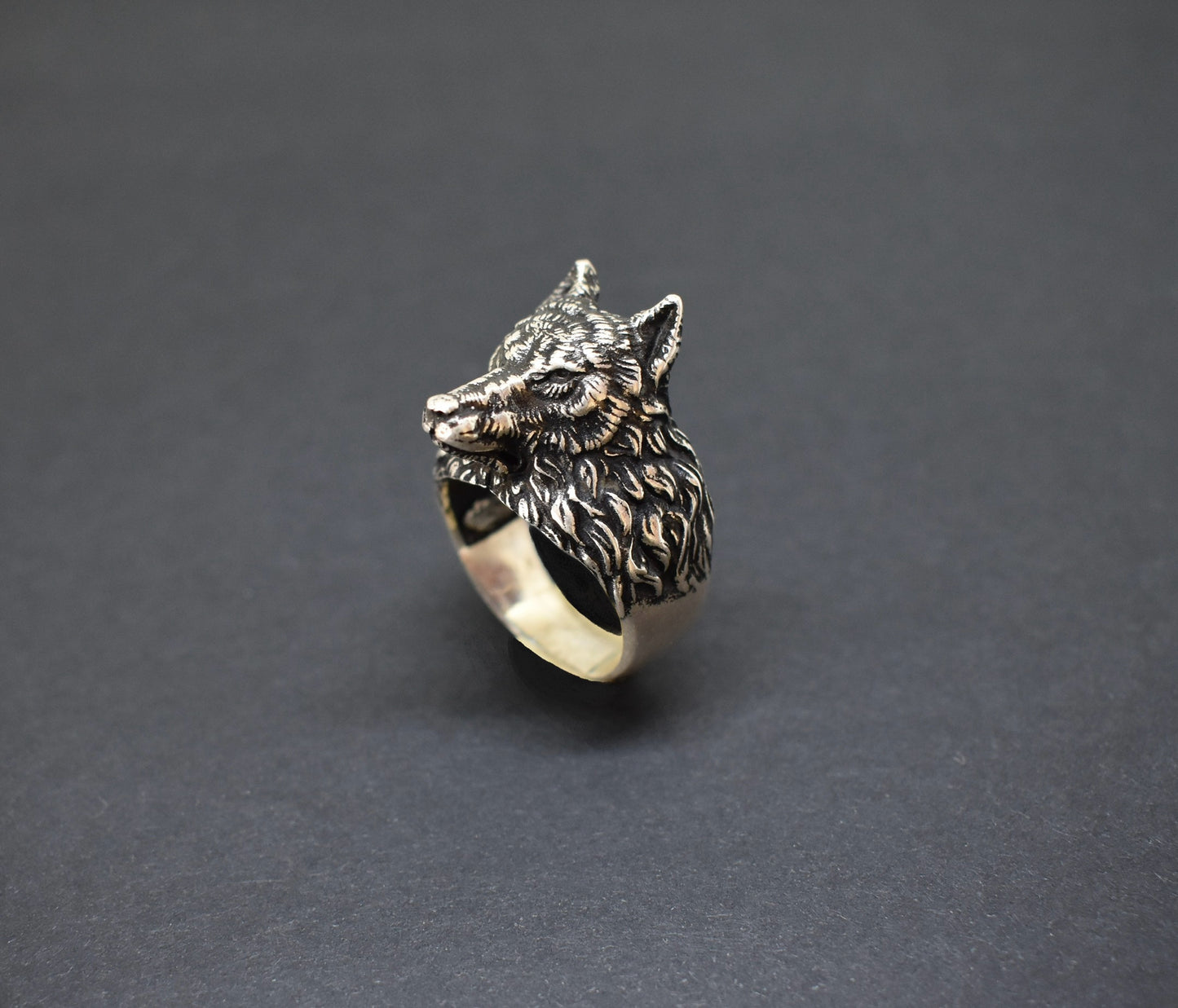 Ring