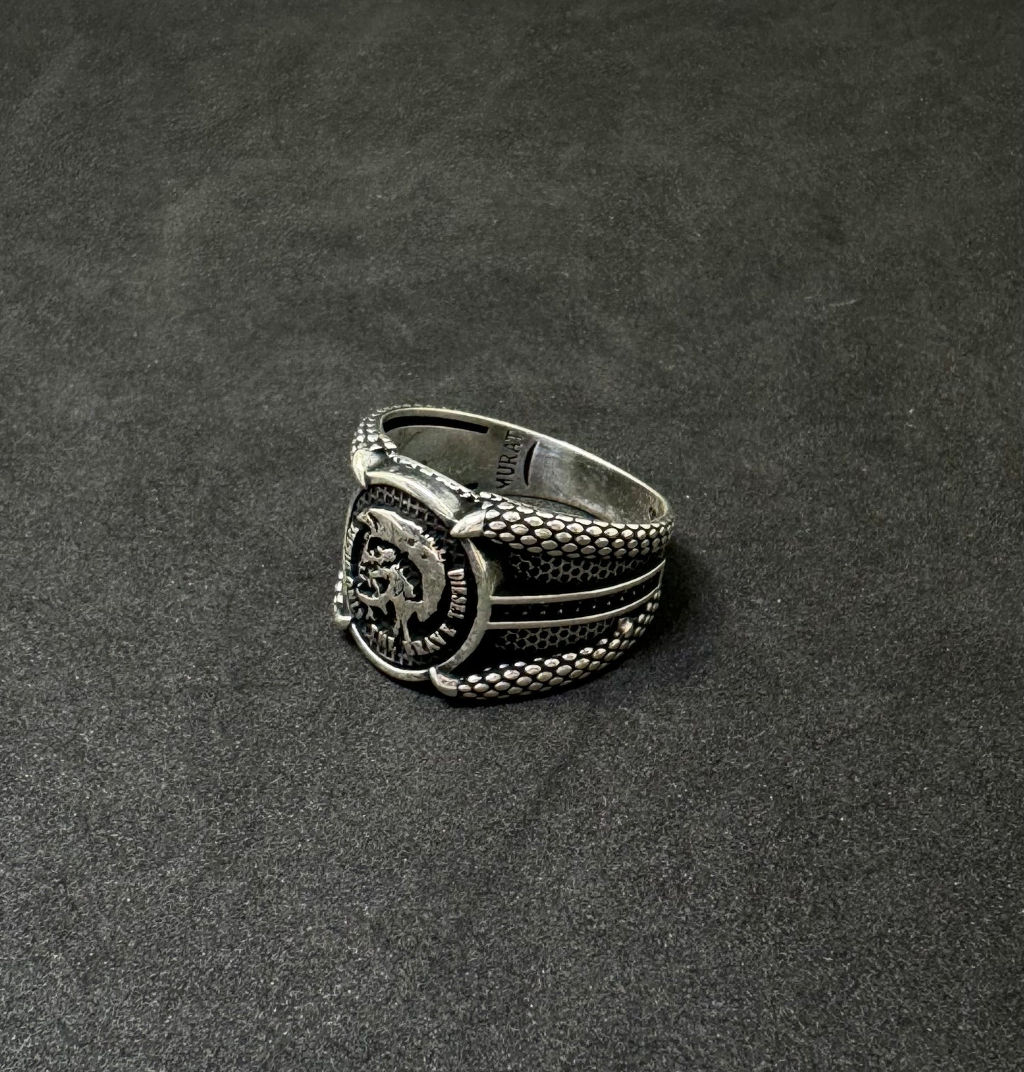 Ring